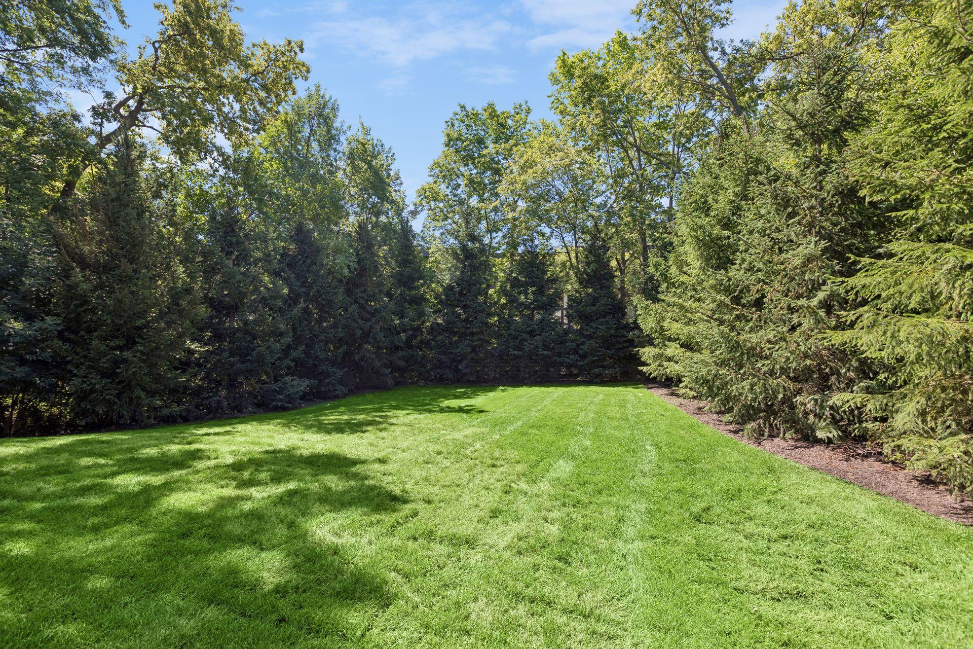 270 Wayzata Boulevard E