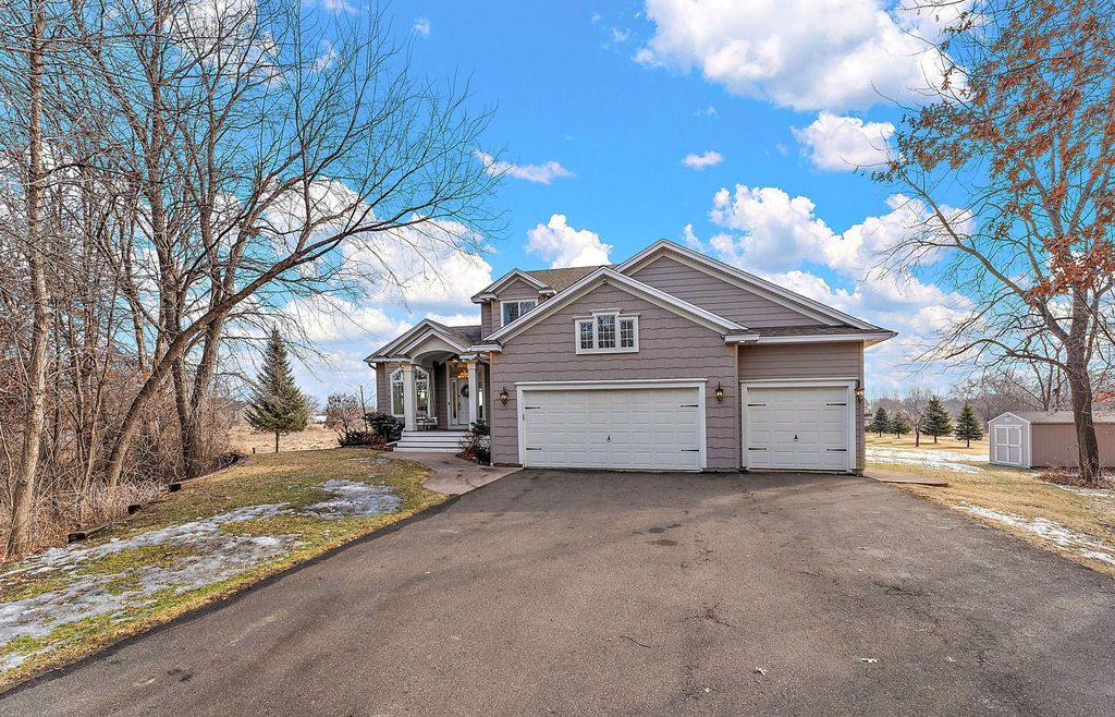 Photo of 21609 Evergreen Street NW, Oak Grove, MN 55011 (MLS # 7027163)