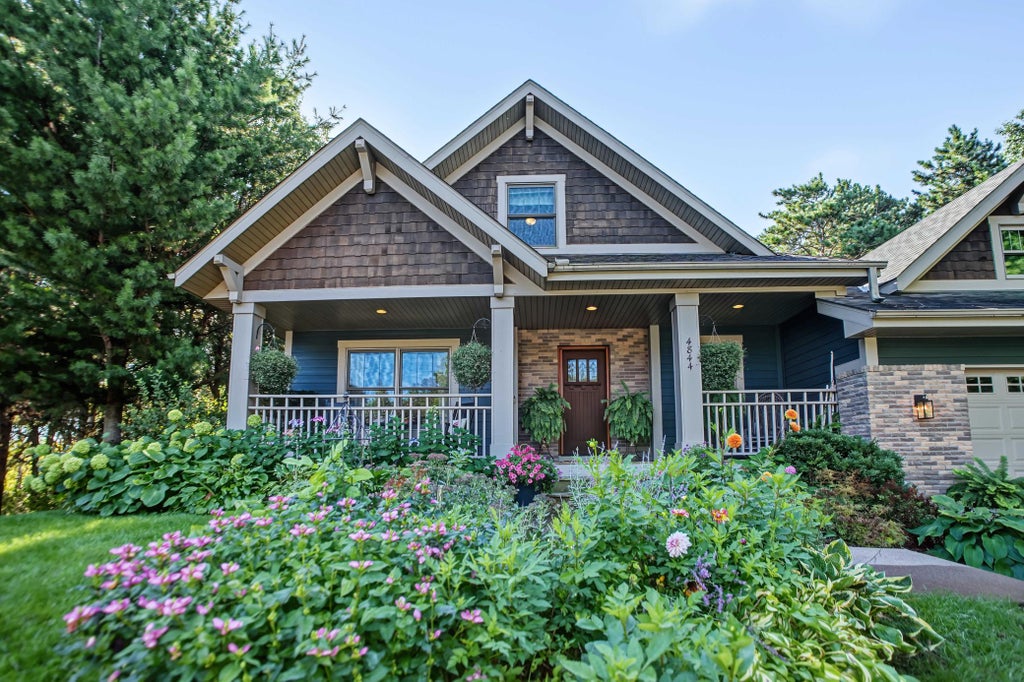 Photo of 4844 Pinecroft Court N, Stillwater, MN 55082 (MLS # 7145547)
