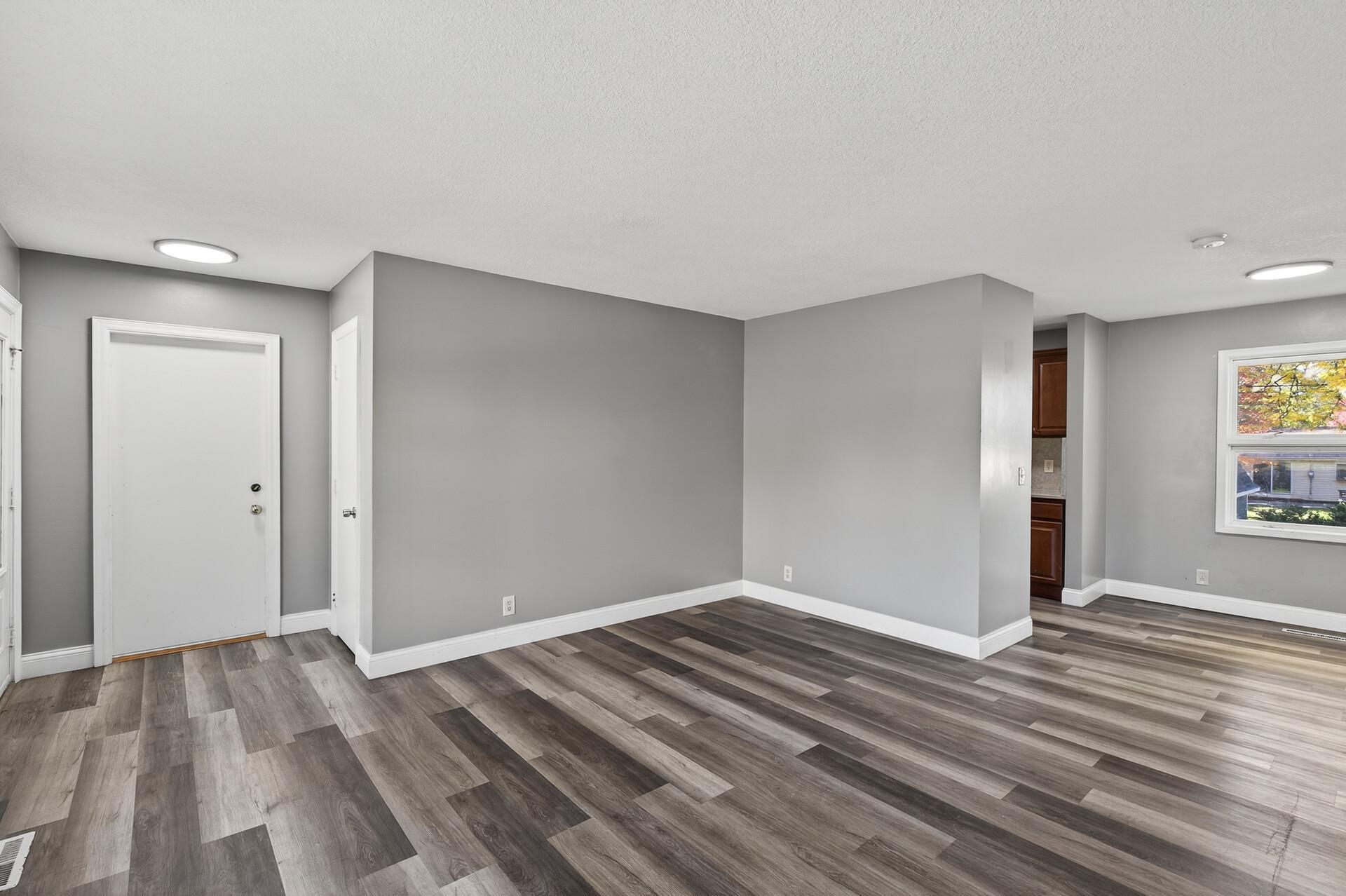 8114 Emerson Avenue S