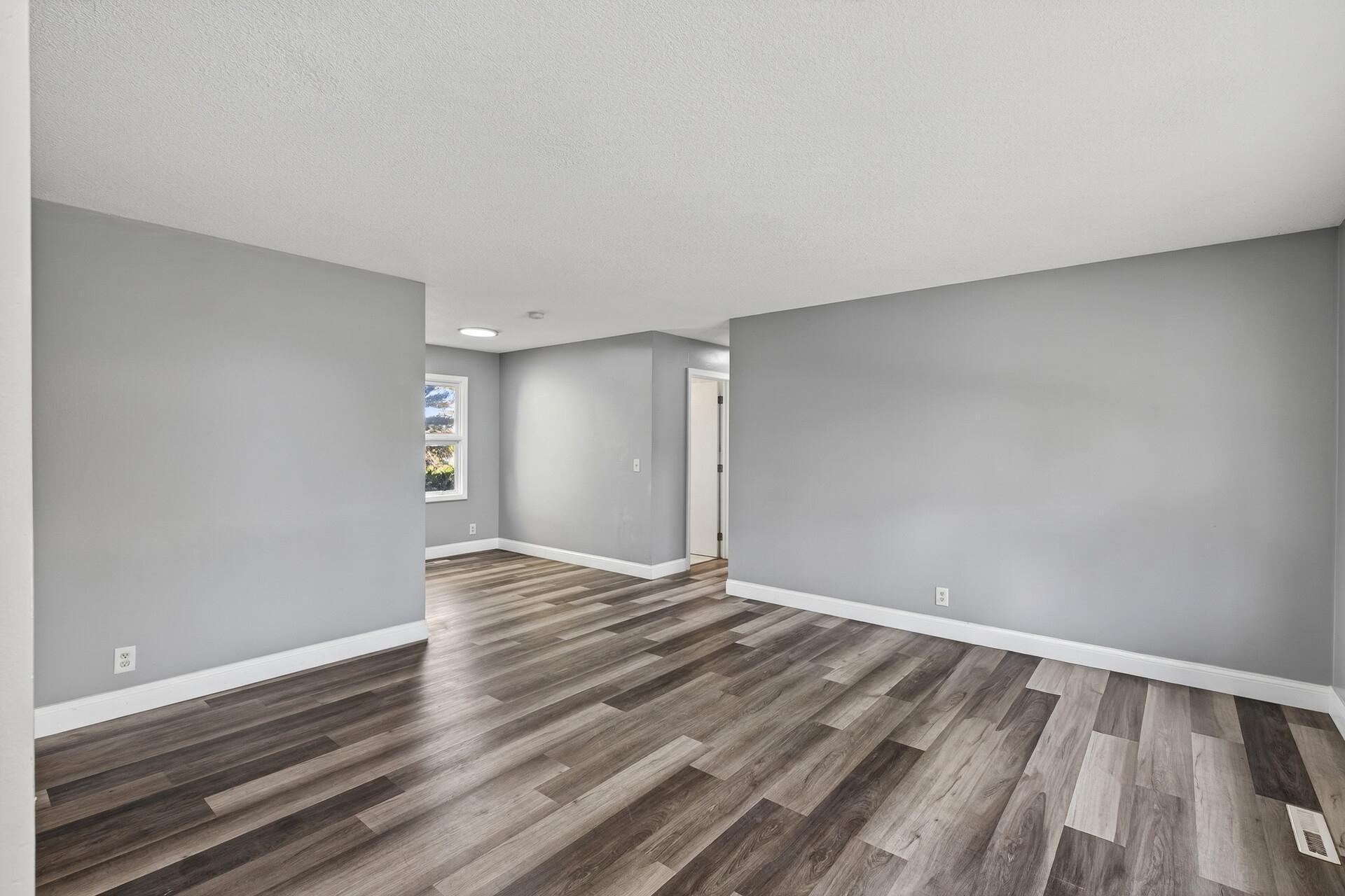 8114 Emerson Avenue S