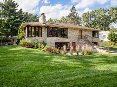 1325 Spring Valley Road Golden Valley MN 55422