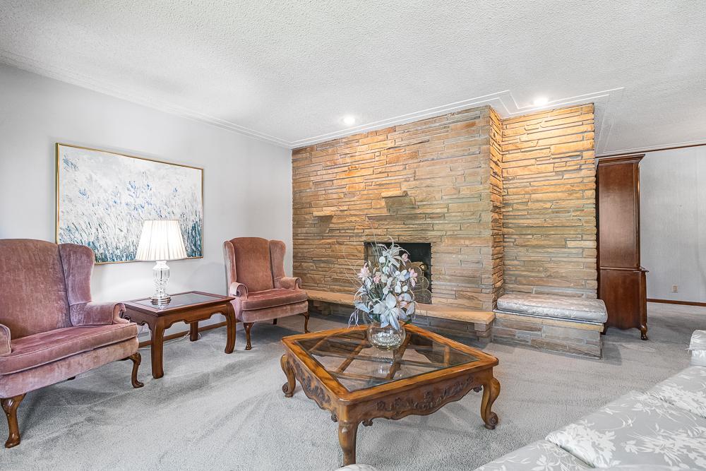 5313 Birchcrest Drive
