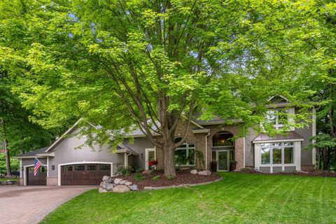 6331 Summit Circle Chanhassen MN 55317