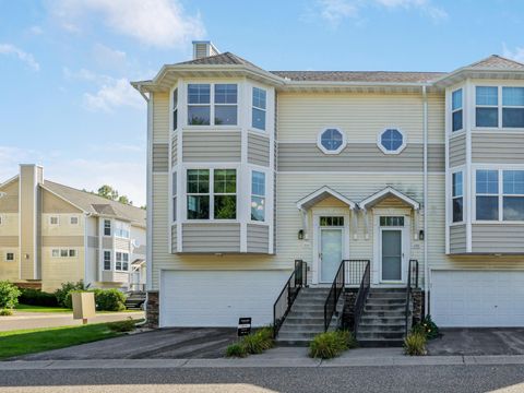 3184 Lexington Avenue N Shoreview MN 55126