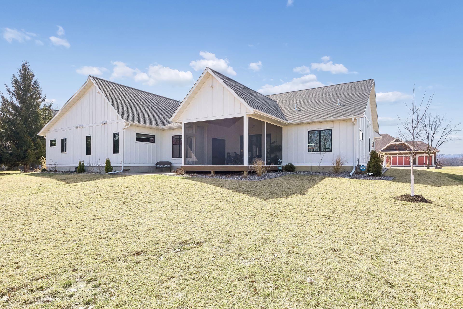 Lake City, Minnesota, 55041, United States, 4 Bedrooms Bedrooms, ,4 BathroomsBathrooms,Residential,Active,2032386