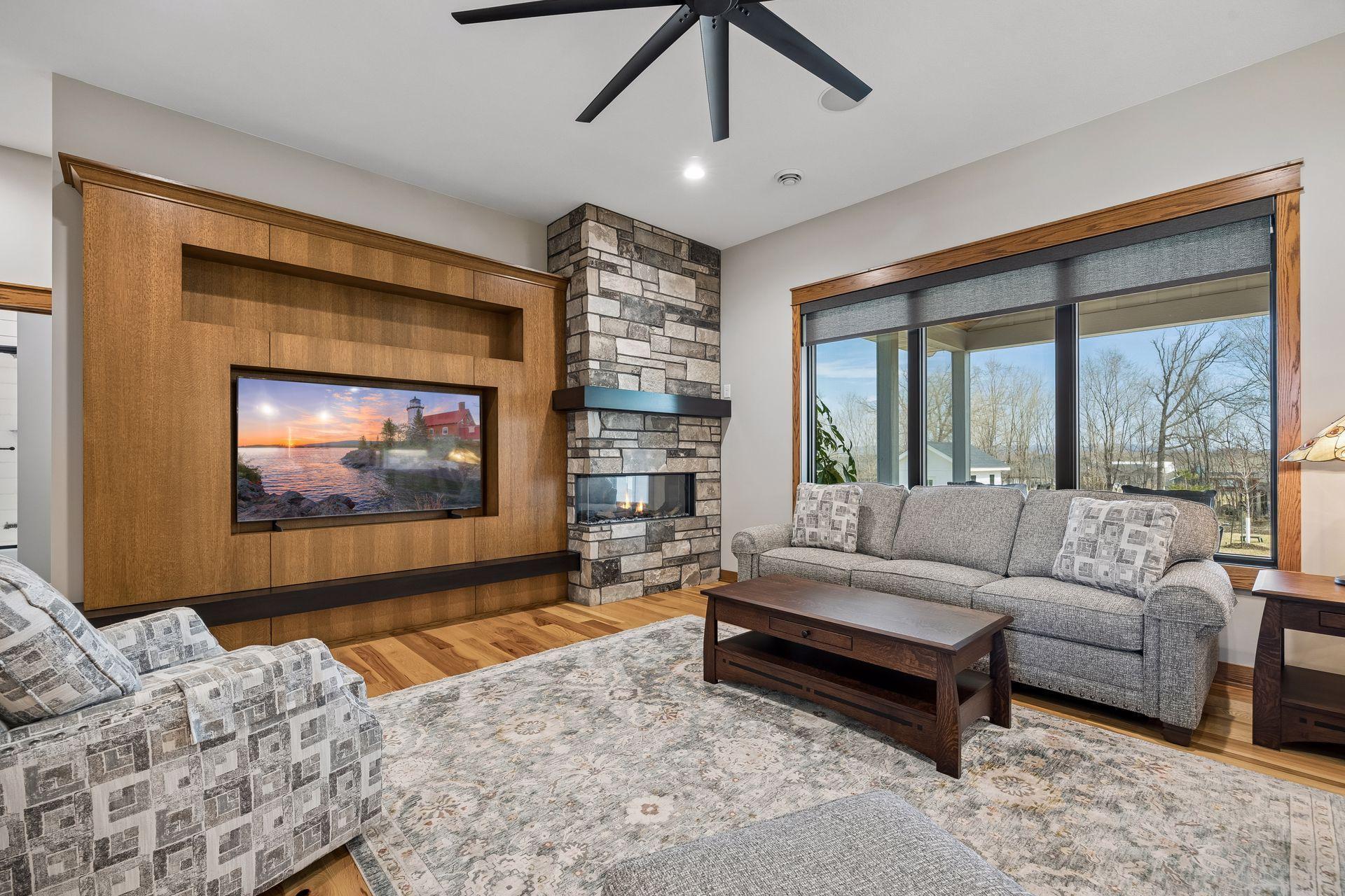 Lake City, Minnesota, 55041, United States, 4 Bedrooms Bedrooms, ,4 BathroomsBathrooms,Residential,Active,2032386