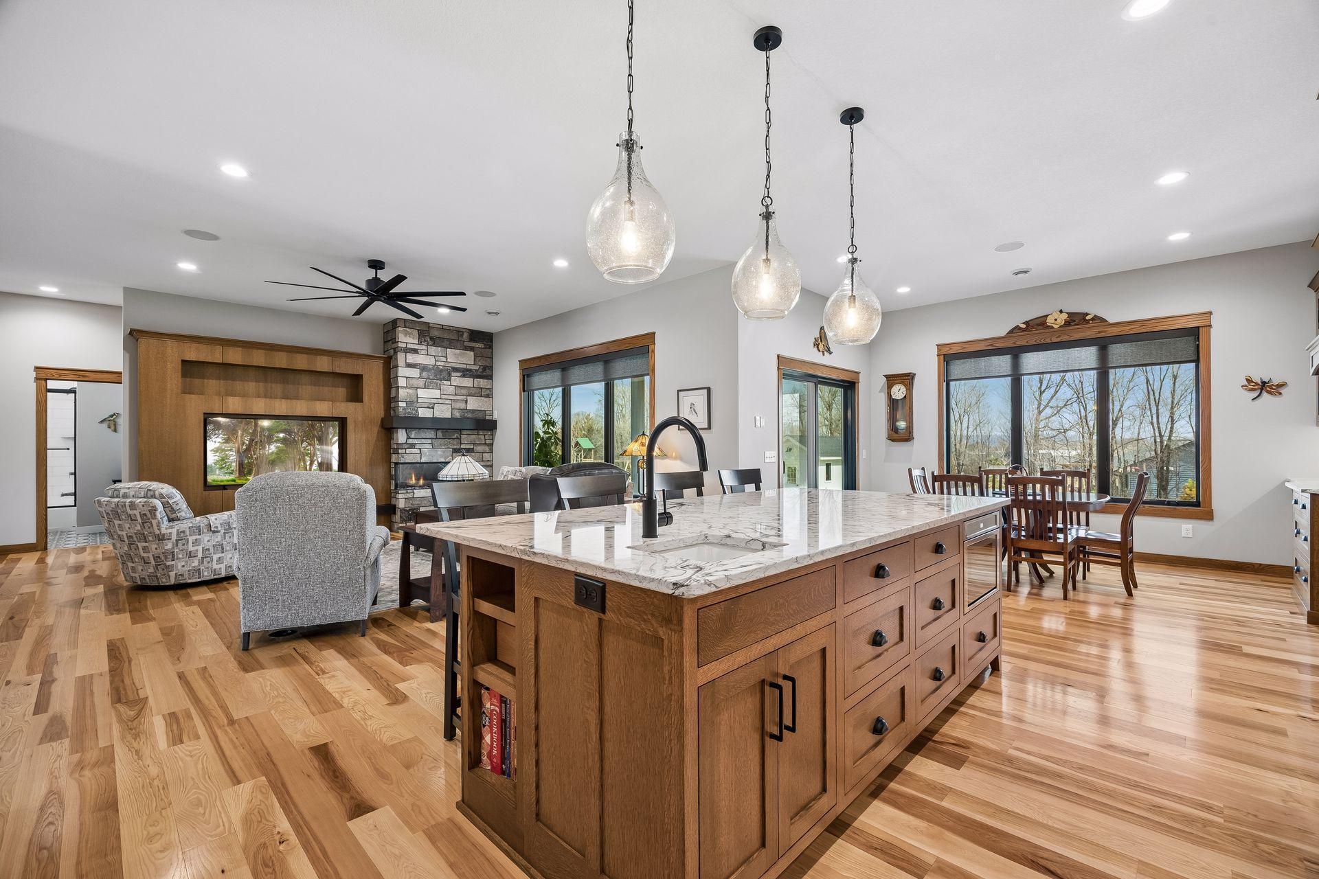 Lake City, Minnesota, 55041, United States, 4 Bedrooms Bedrooms, ,4 BathroomsBathrooms,Residential,Active,2032386