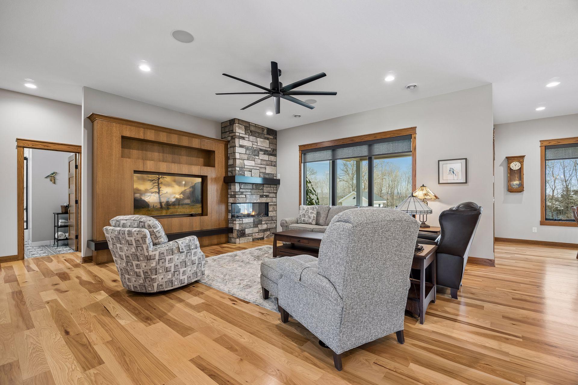Lake City, Minnesota, 55041, United States, 4 Bedrooms Bedrooms, ,4 BathroomsBathrooms,Residential,Active,2032386