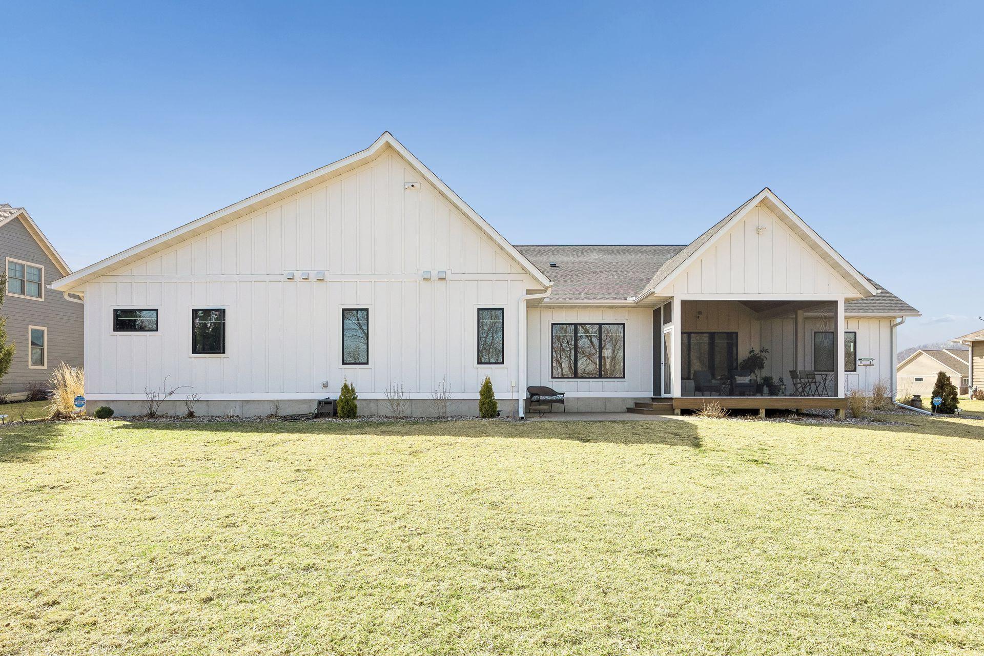 Lake City, Minnesota, 55041, United States, 4 Bedrooms Bedrooms, ,4 BathroomsBathrooms,Residential,Active,2032386