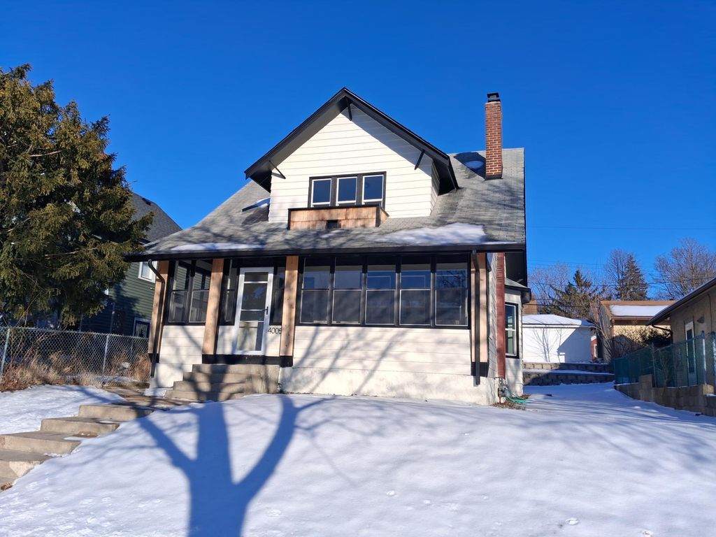 Photo of 4005 Portland Avenue, Minneapolis, MN 55407 (MLS # 7026900)