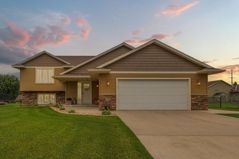 Photo of 1604 Prairie Avenue SW, Faribault, MN 55021 (MLS # 6812919)