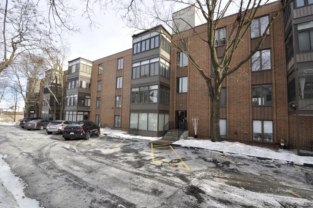 Photo of 317 6th Avenue SW #501, Rochester, MN 55902 (MLS # 6826264)