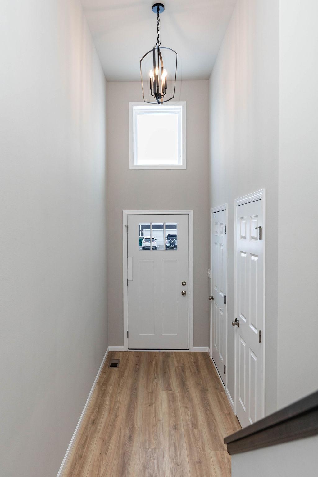 7887 Cottonwood Boulevard