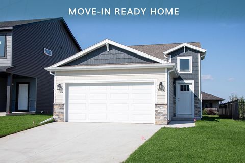 7887 Cottonwood Boulevard Horace ND 58047