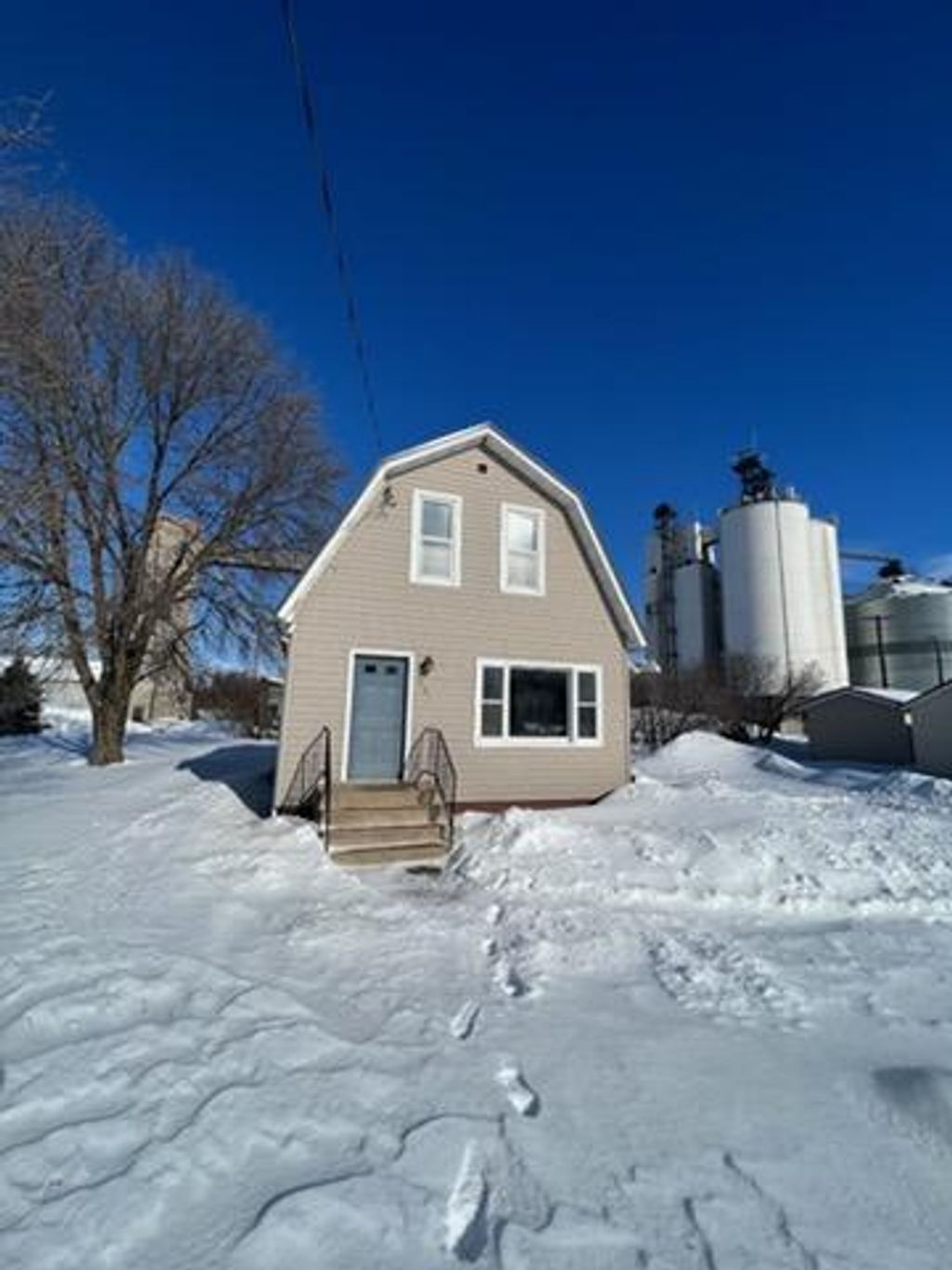 Photo of 261 State Street, Jackson, MN 56143 (MLS # 7010232)