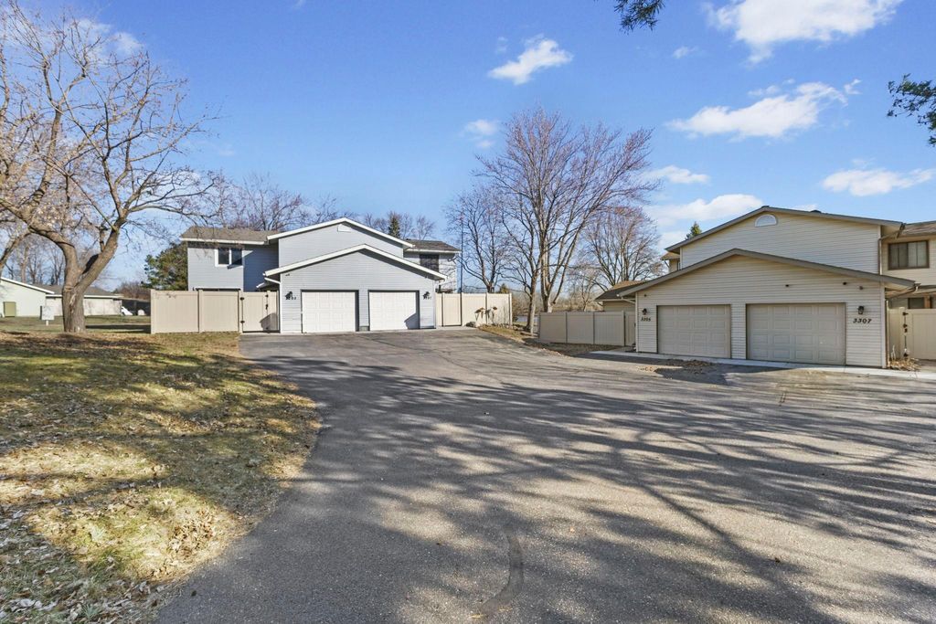 Photo of 3295 67th Street E, Inver Grove Heights, MN 55076 (MLS # 7057378)