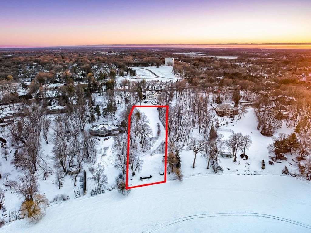 Photo of 970 Pleasant View Road, Chanhassen, MN 55317 (MLS # 6817889)