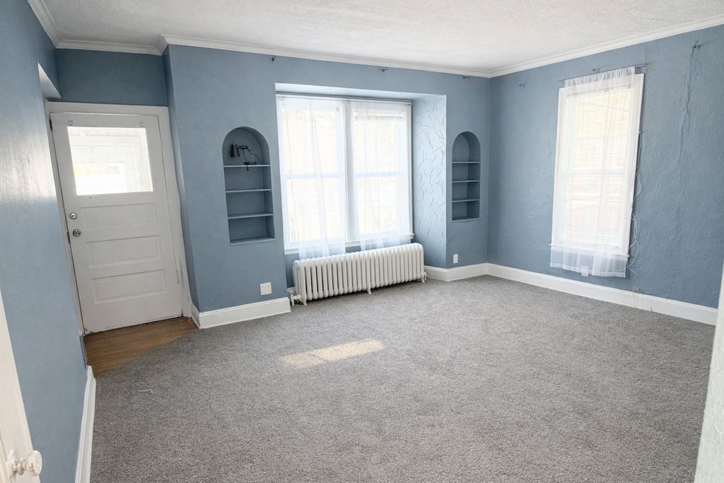 Photo of 2324 Sheridan Avenue N, Minneapolis, MN 55411 (MLS # 7040619)