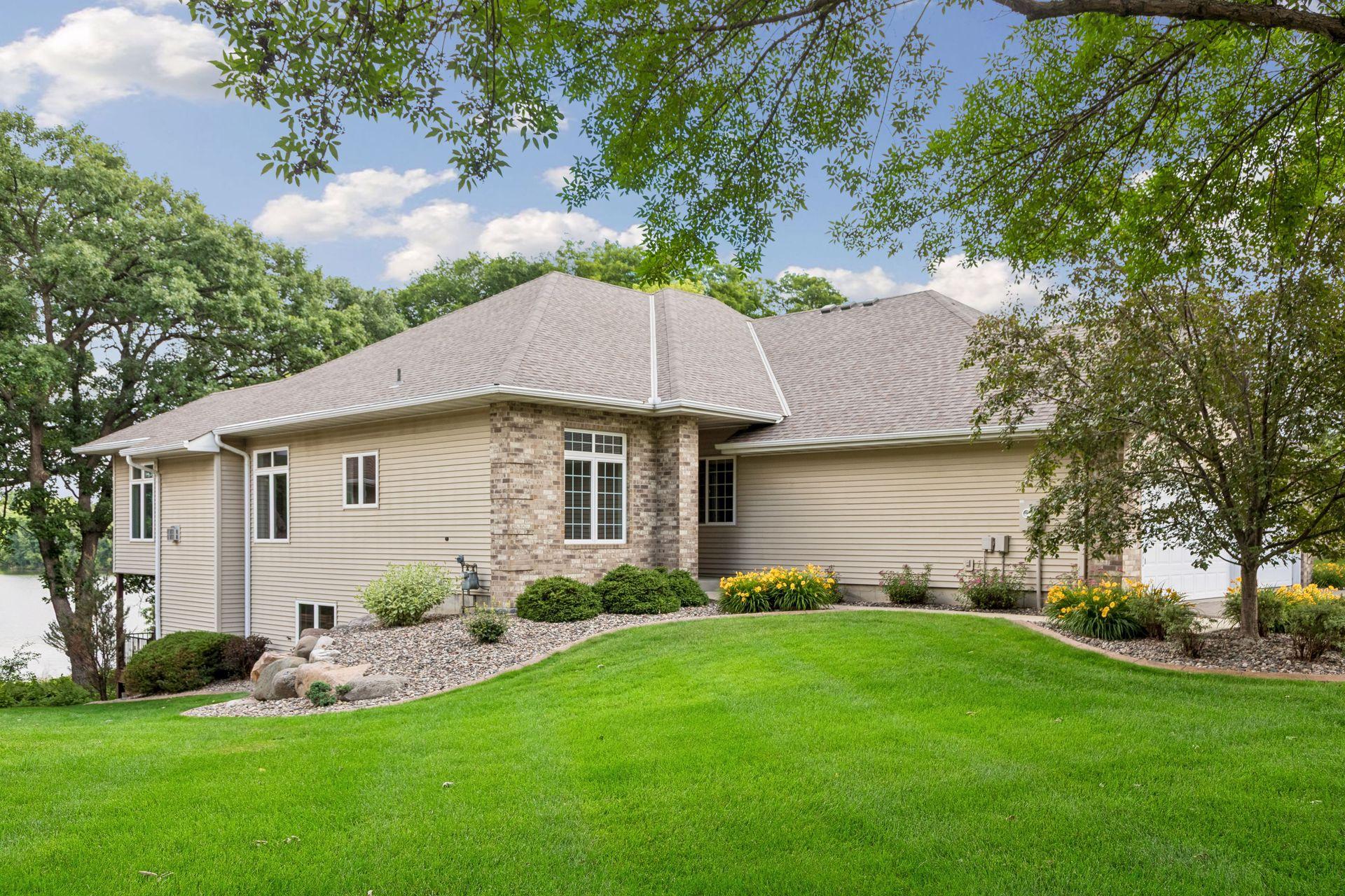10356 Lancaster Lane