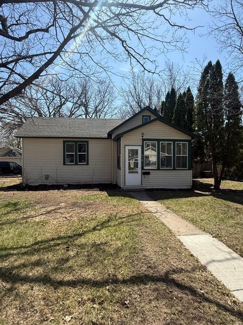 Photo of 110 7th Street S, Sauk Rapids, MN 56379 (MLS # 7060536)