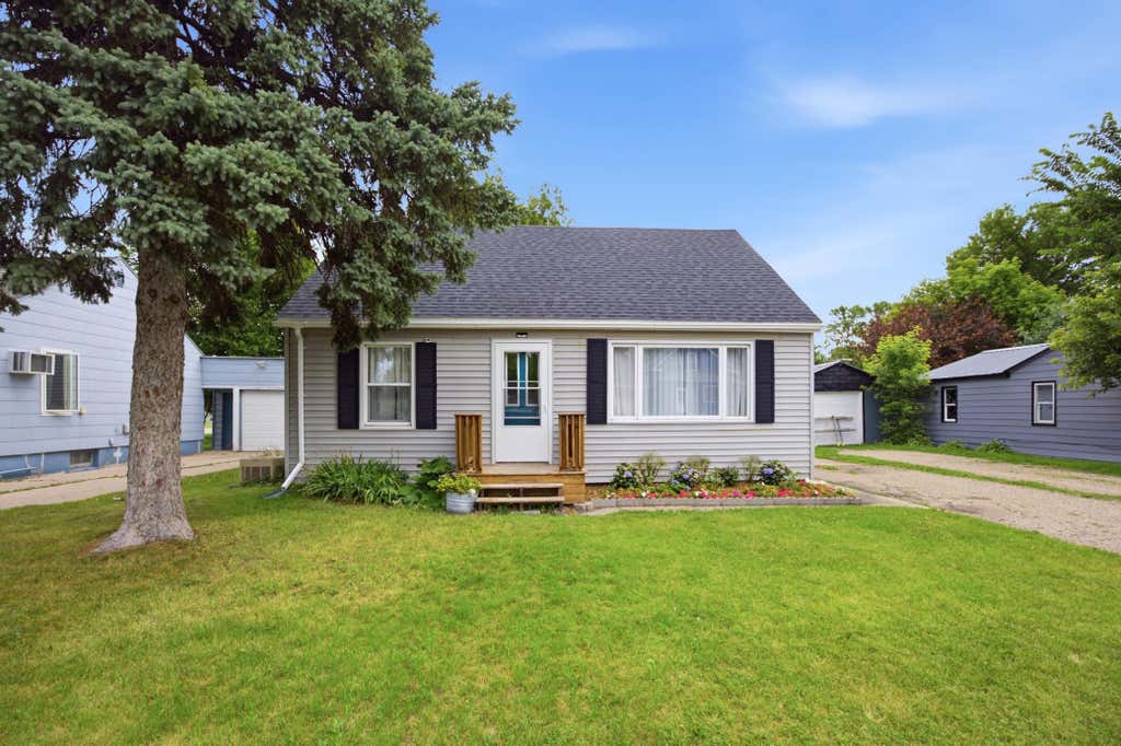 Photo of 109 2nd Street NW, Dilworth, MN 56529 (MLS # 7103049)
