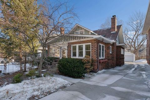 4003 Pillsbury Avenue S Minneapolis MN 55409