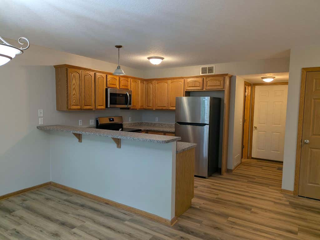 Photo of 833 Glen Terrace, Newport, MN 55055 (MLS # 7108236)