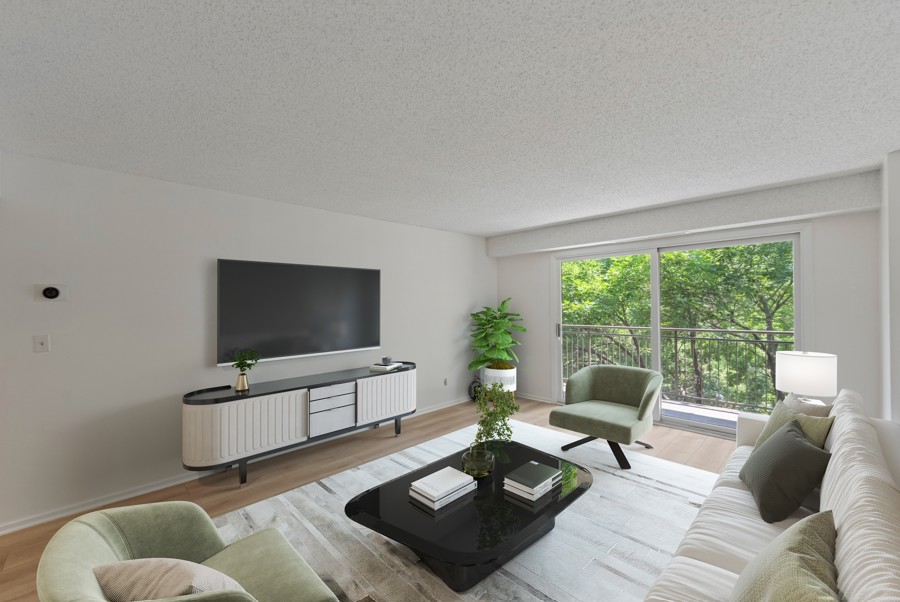 210 W Grant Street 607