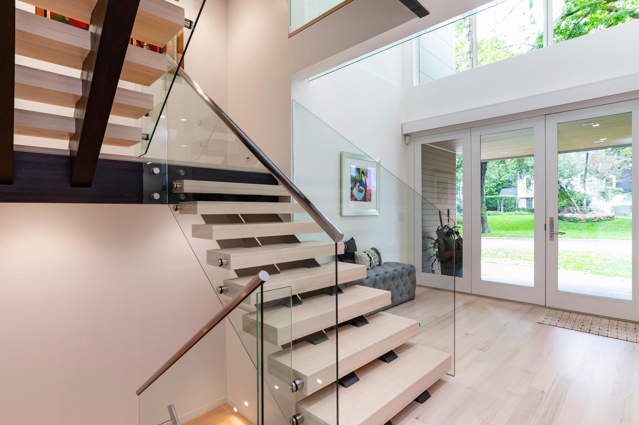674 Montcalm Place