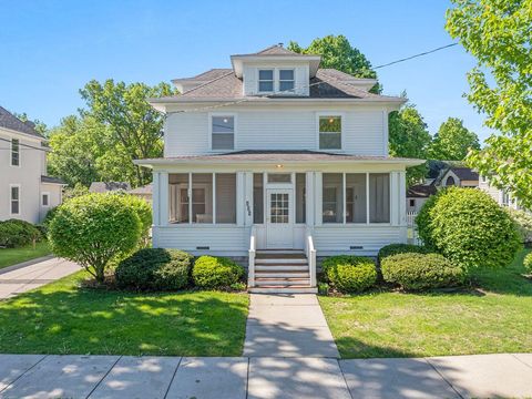 Photo of 408 5th Street E, Northfield, MN 55057 (MLS # 6727524)