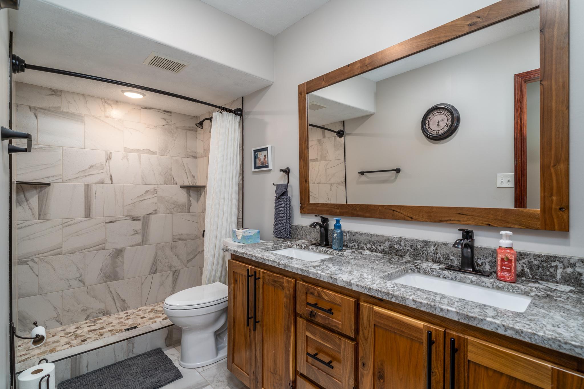 Knute Twp, Minnesota 56535, United States, 4 Bedrooms Bedrooms, ,3 BathroomsBathrooms,Residential,Active,128301