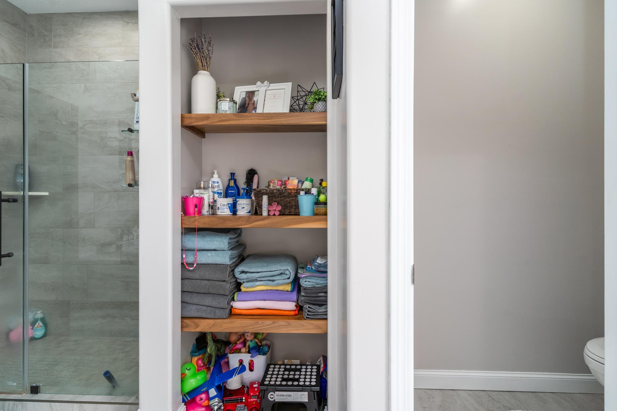 Knute Twp, Minnesota 56535, United States, 4 Bedrooms Bedrooms, ,3 BathroomsBathrooms,Residential,Active,128301