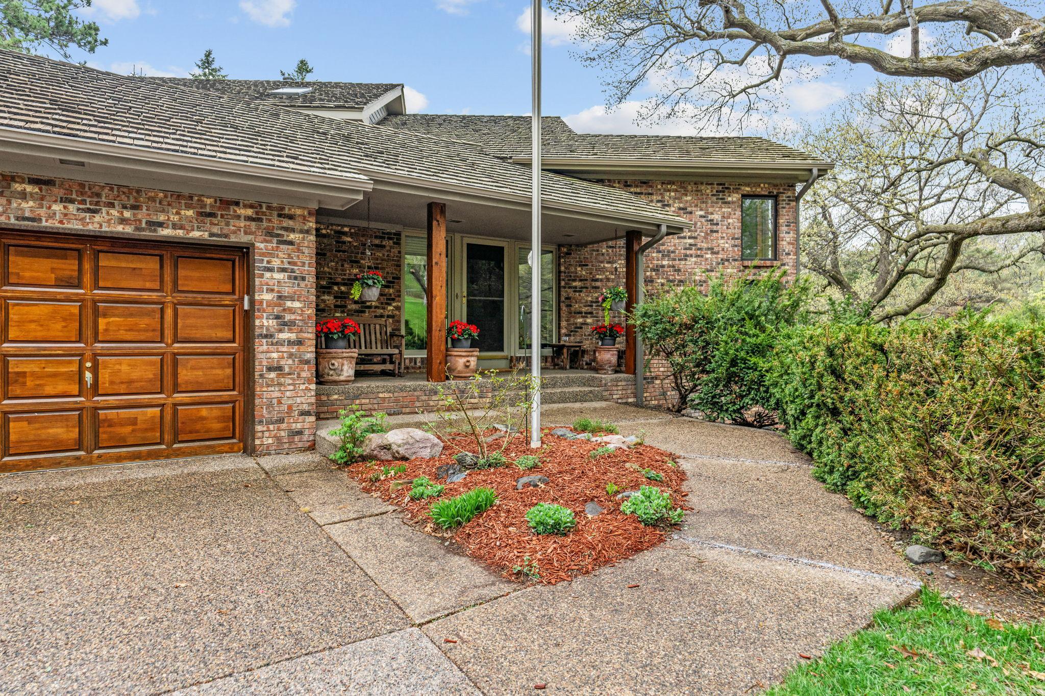 5811 Shannon Drive
