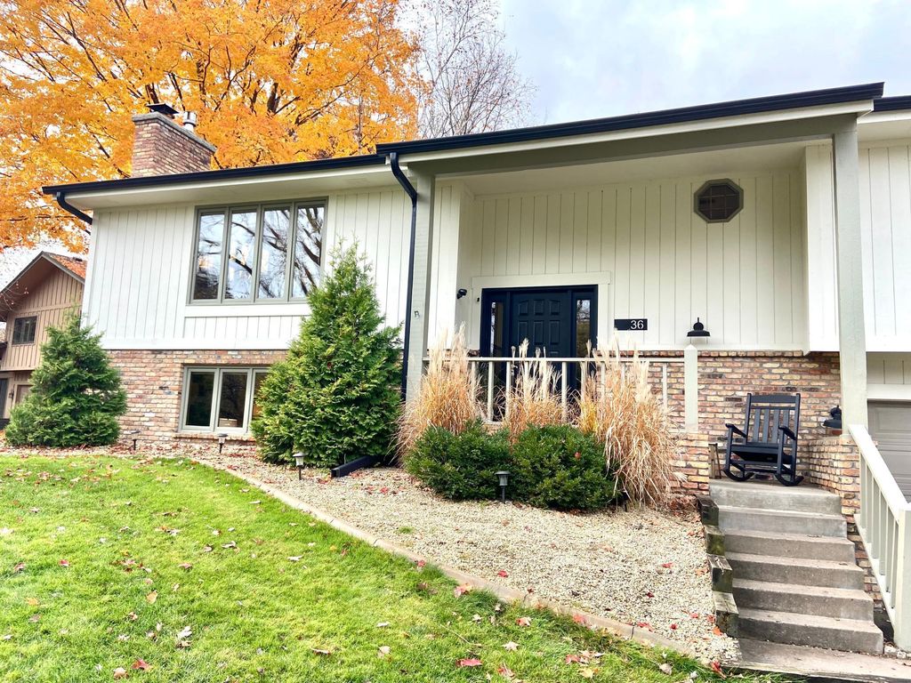 Photo of 36 Deer Hills Drive, North Oaks, MN 55127 (MLS # 6808725)