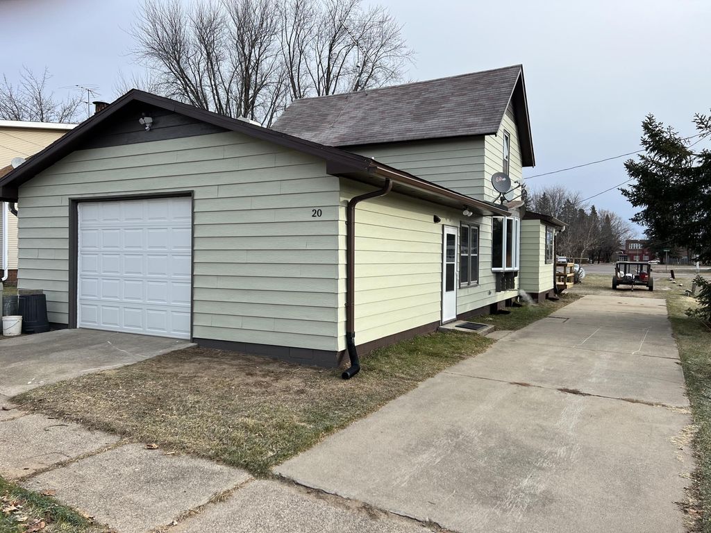 Photo of 20 S Main Street, McGregor, MN 55760 (MLS # 7018349)