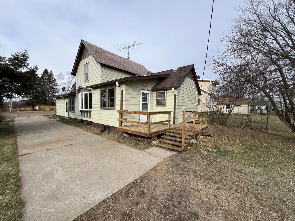 Photo of 20 S Main Street, McGregor, MN 55760 (MLS # 7018349)