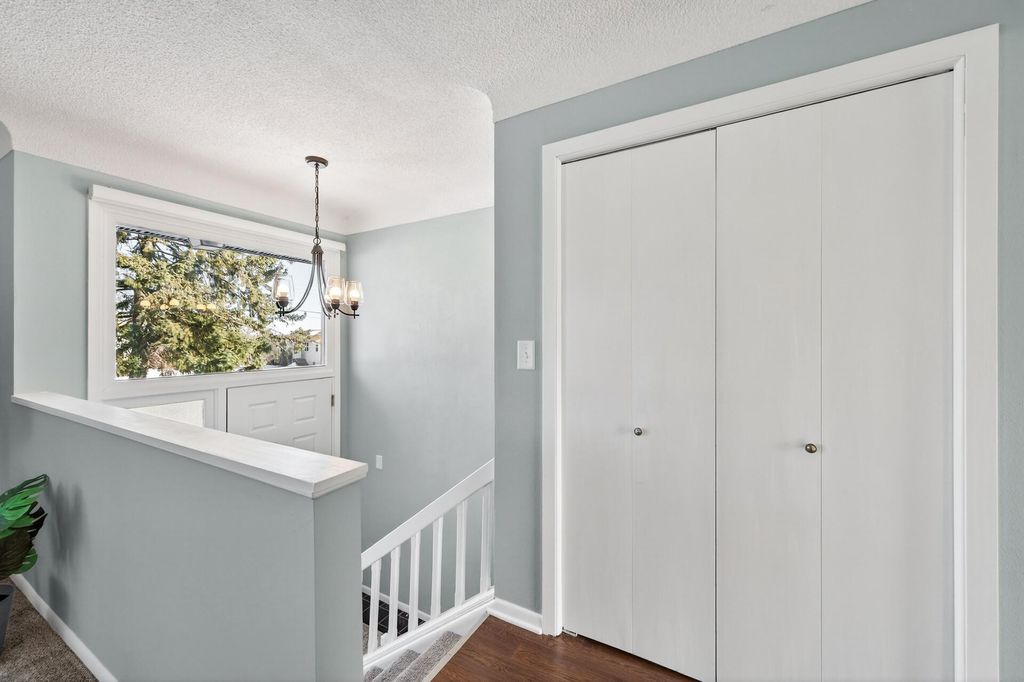 Photo of 8657 Ironwood Trail N, Lake Elmo, MN 55042 (MLS # 6820932)