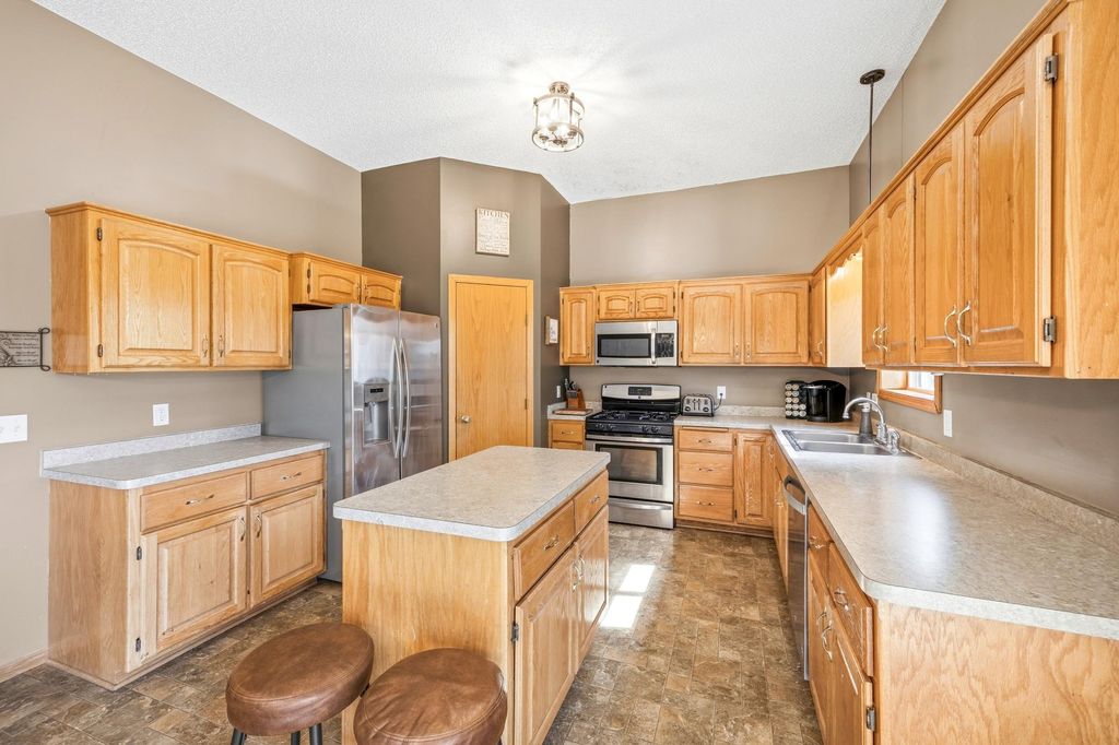 Photo of 7364 Lambert Avenue NE, Albertville, MN 55301 (MLS # 7075369)