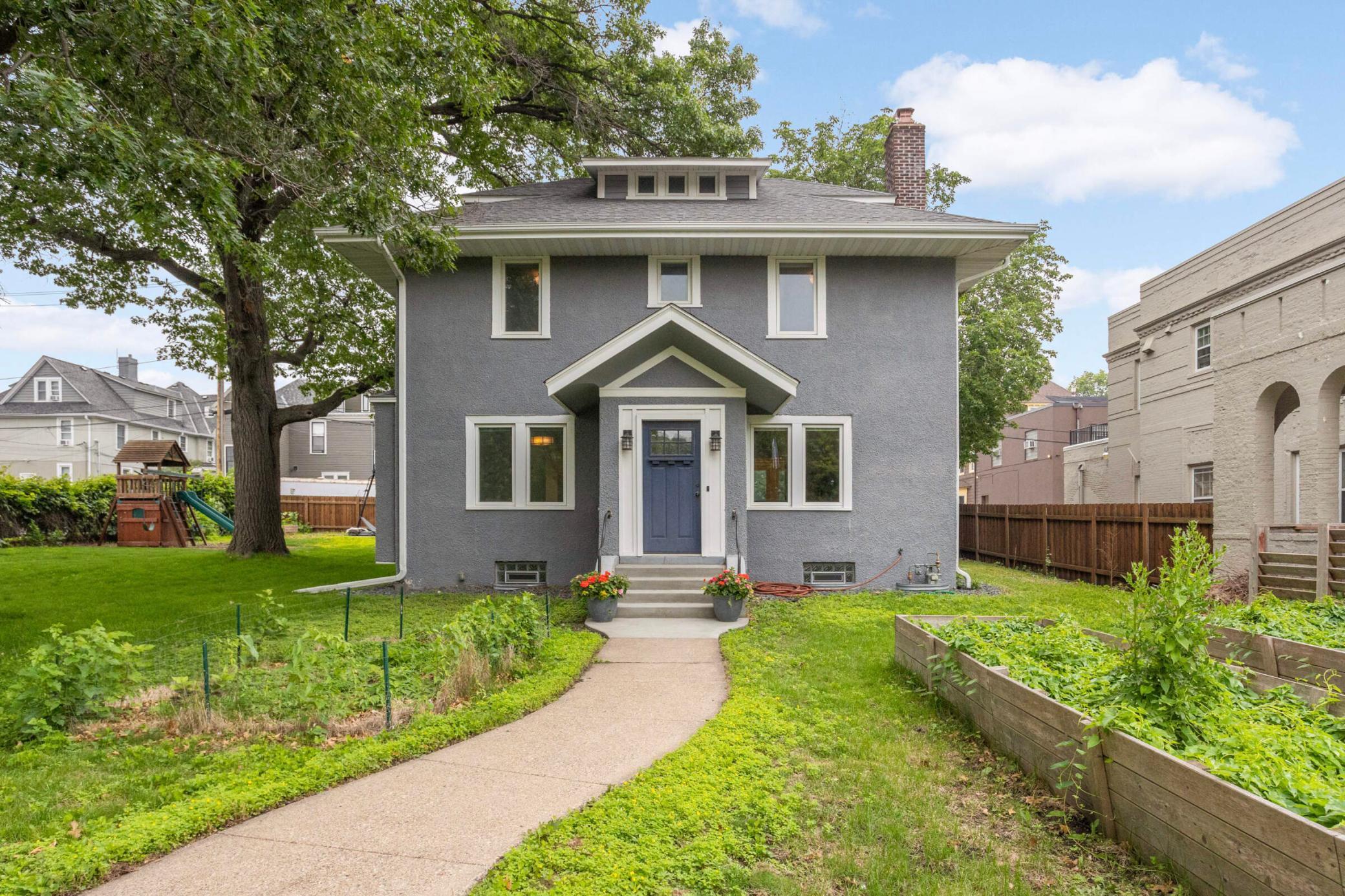 2213 Nicollet Avenue