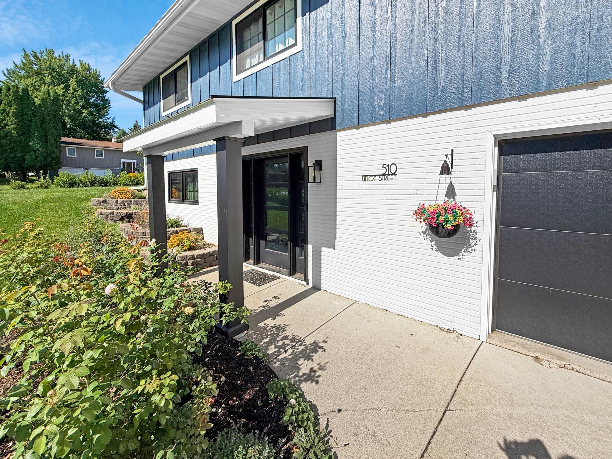 510 Union Street - Photo 2