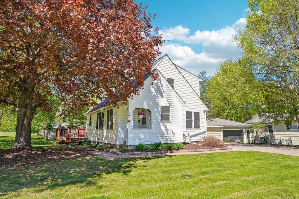 Photo of 7710 Groveland Road, Mounds View, MN 55112 (MLS # 7070641)