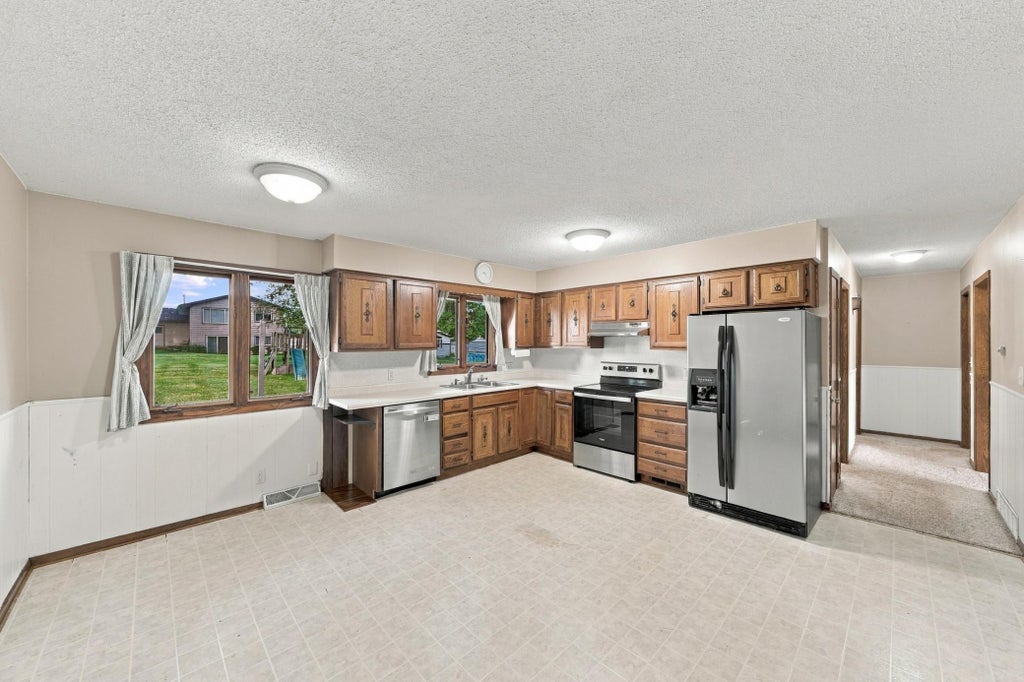 Photo of 424 7th Avenue S, Brownton, MN 55312 (MLS # 7143411)