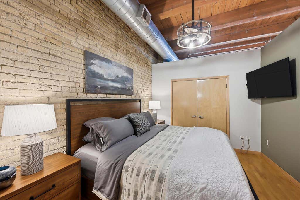 Photo of 607 Washington Avenue S #202, Minneapolis, MN 55415 (MLS # 7131065)