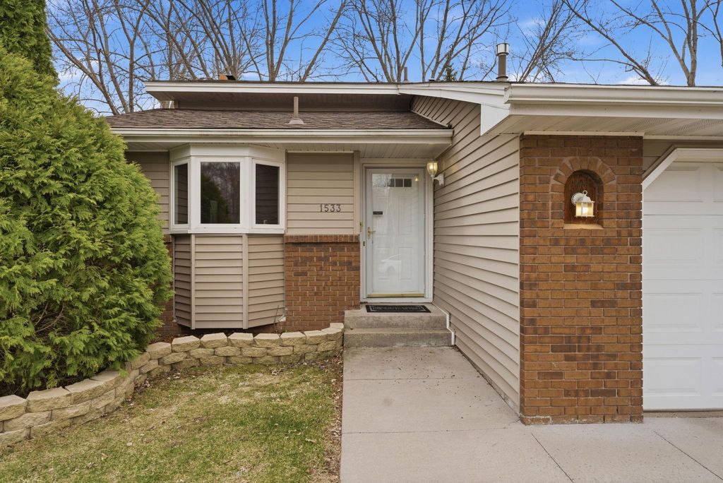 Photo of 1533 79th Avenue N, Brooklyn Park, MN 55444 (MLS # 7049383)