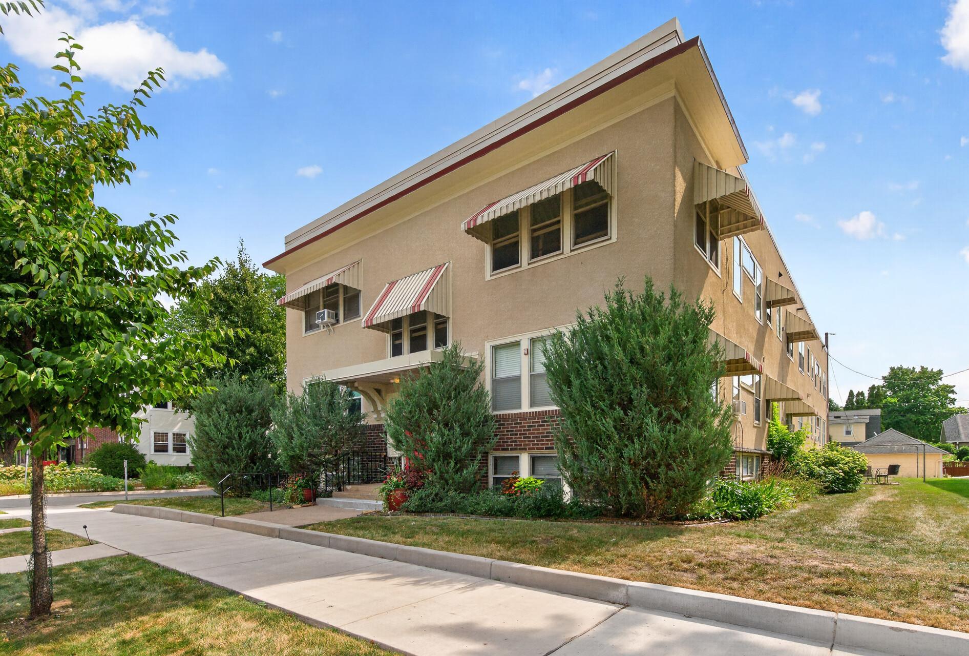3701 Grand Avenue S 3