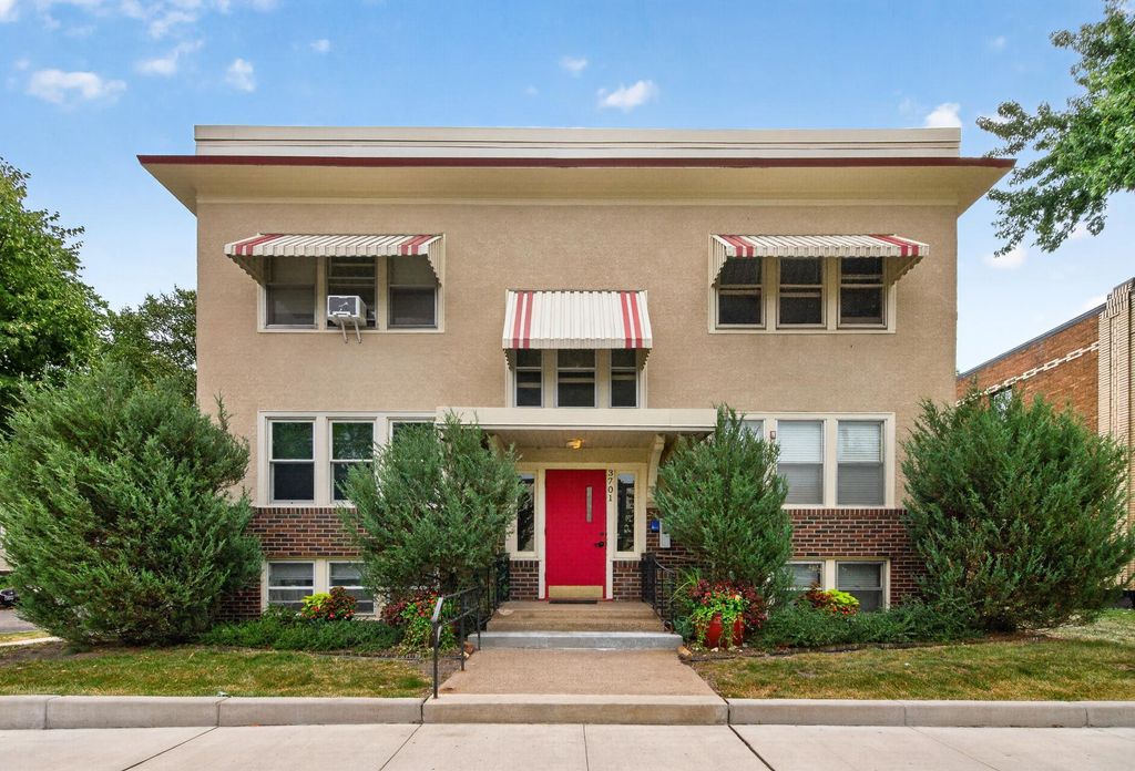 Photo of 3701 Grand Avenue S #3, Minneapolis, MN 55409 (MLS # 7116054)