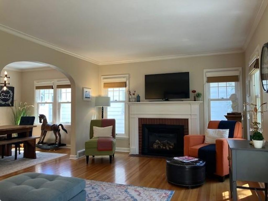 Photo of 3909 Monterey Avenue S, Saint Louis Park, MN 55416 (MLS # 7072943)
