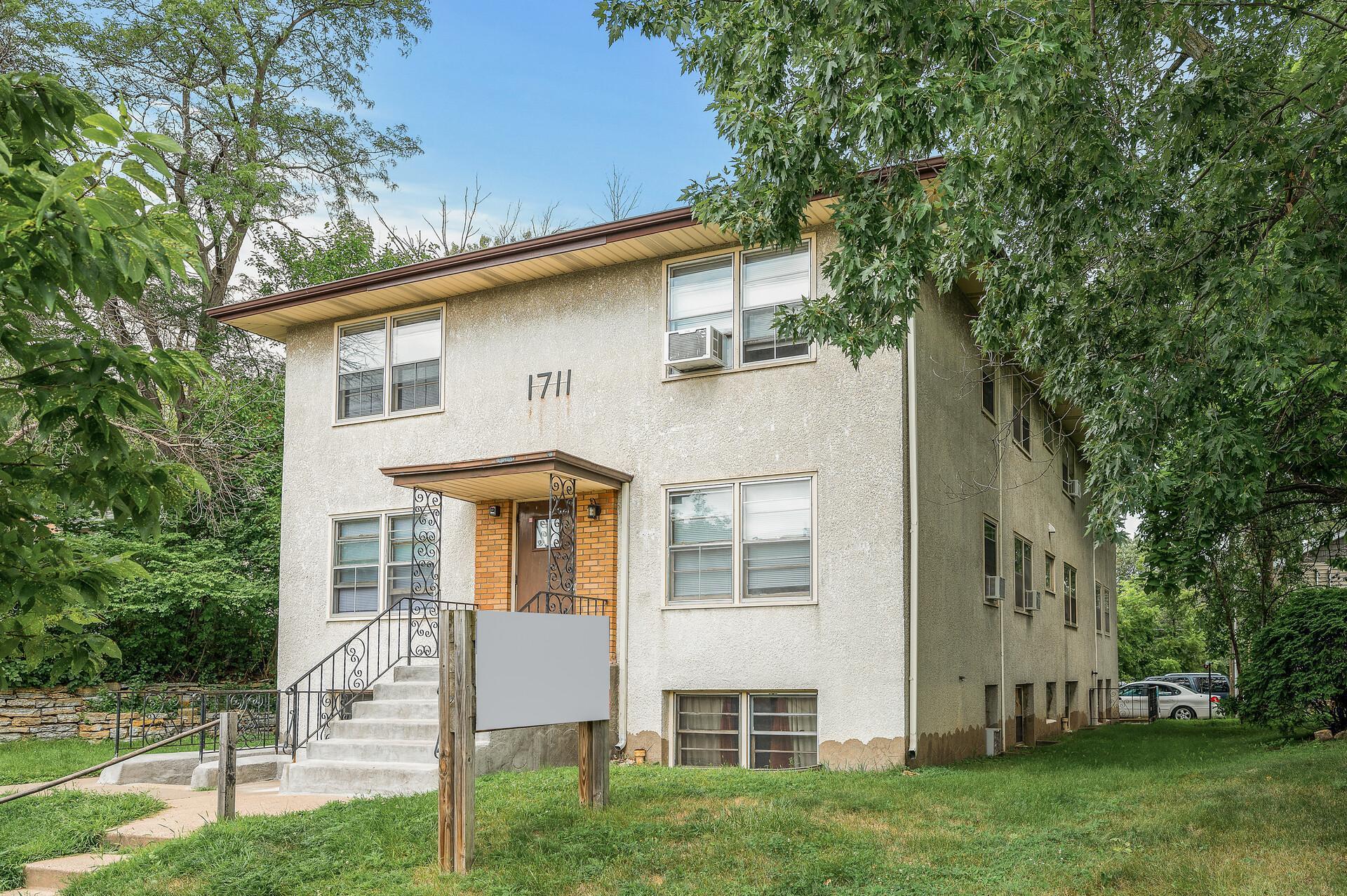 1711 7th Street E