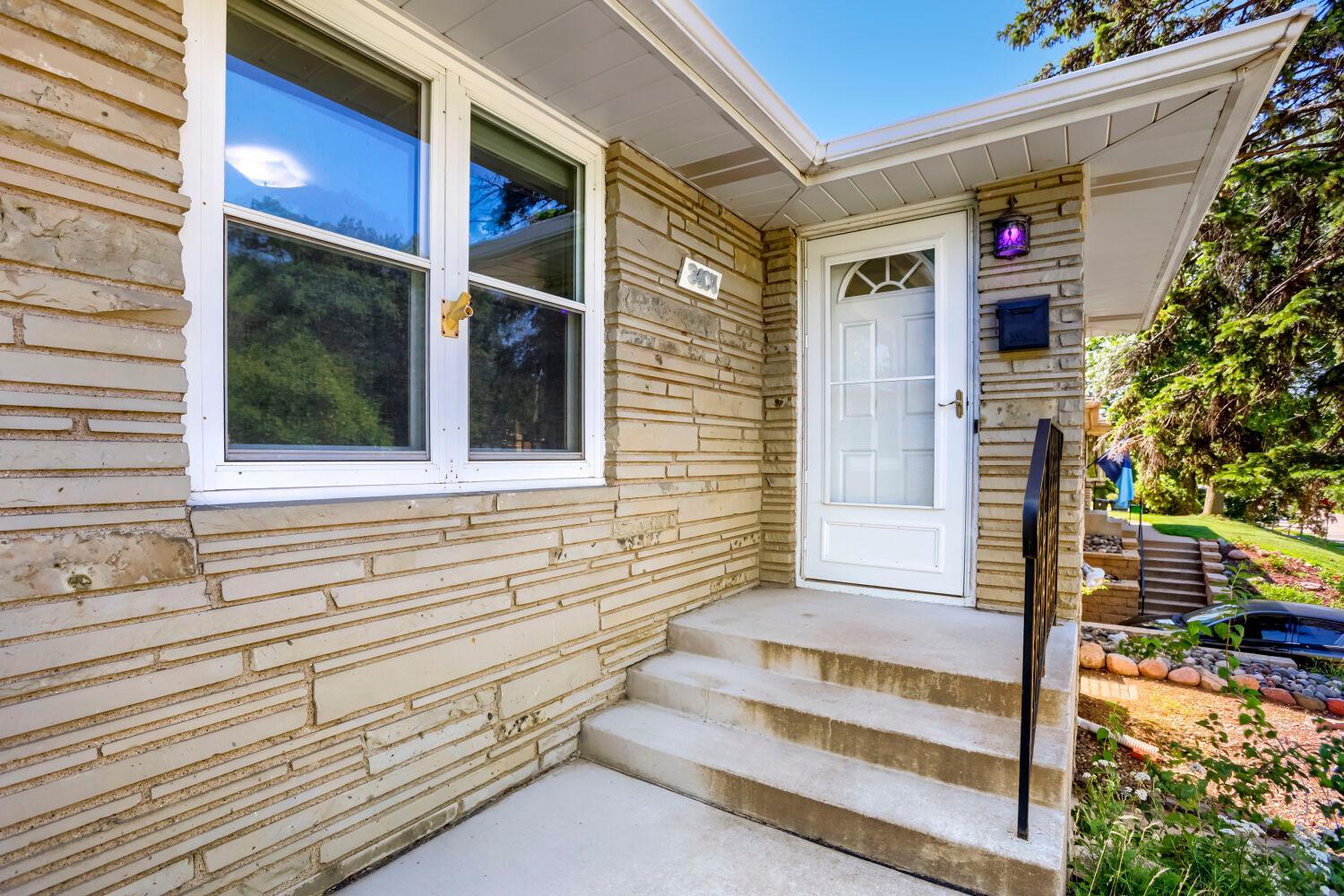 3407 Cleveland Street NE